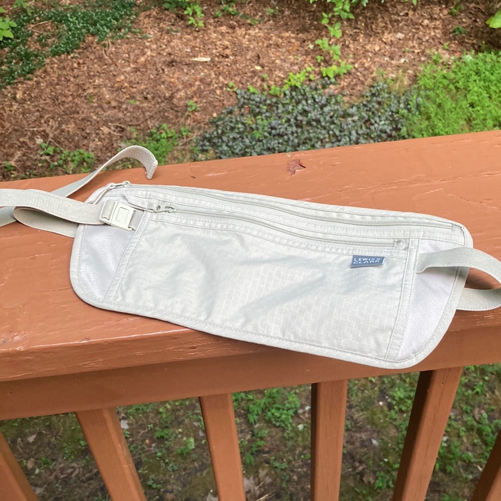 Lewis N Clark tan belt bag